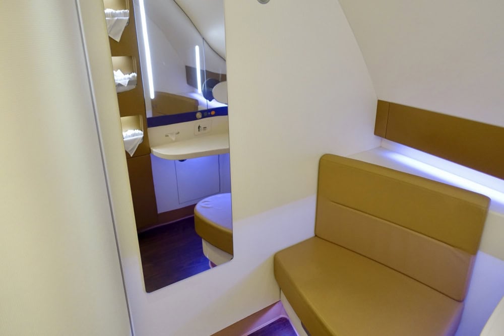 タイ航空 ファーストクラスパジャマ 2個セットROYALFIRSTパジャマレア